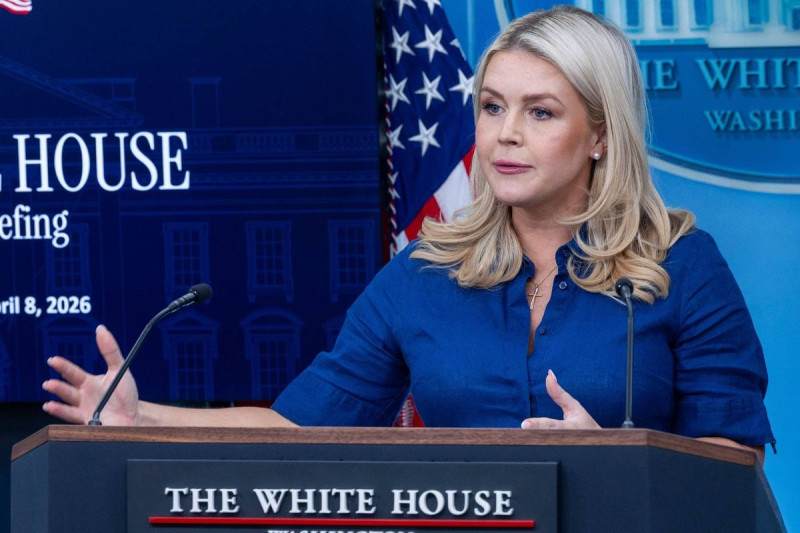 Karoline Leavitt Slammed for 'Gaslighting' Amidst Oil Price Controversy