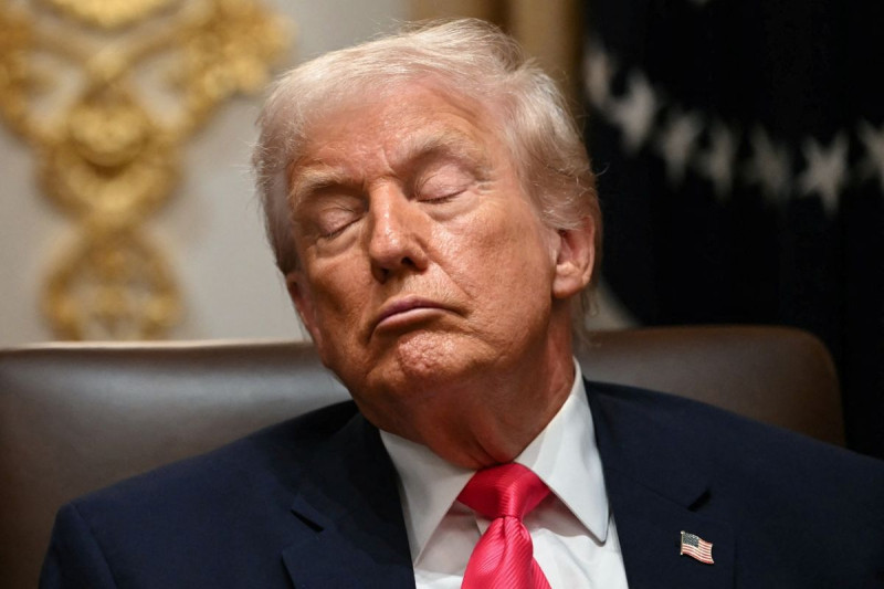Trump Caught Napping Again: Newsom Unleashes Fury on Sleepy Commander