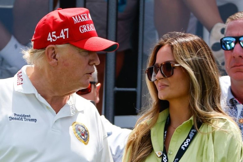 Trump's 'Most Beautiful' Aide Turns Him into a Laughingstock