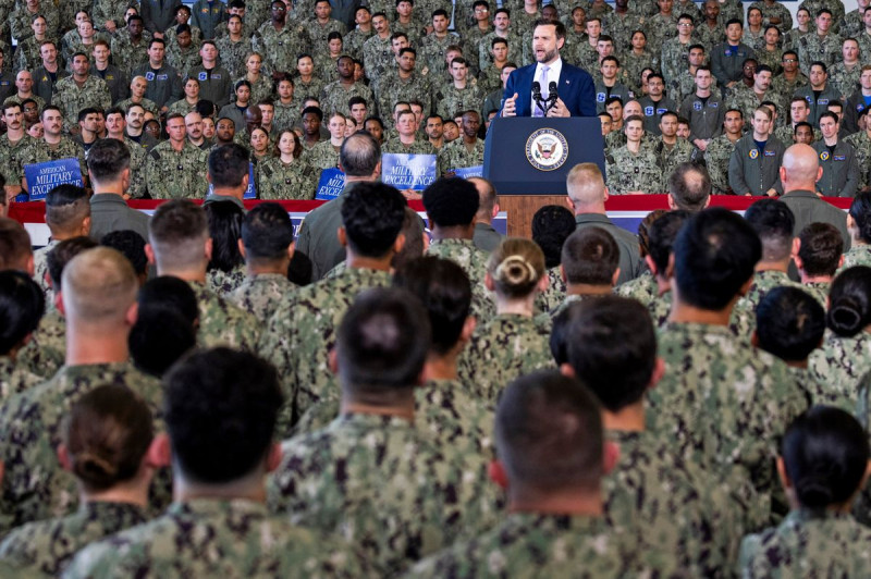 JD Vance Bombs with 'Zero Charisma' as Military Speech Falls Flat