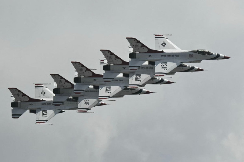 Air Force Major Dares to Demand Trump's Impeachment