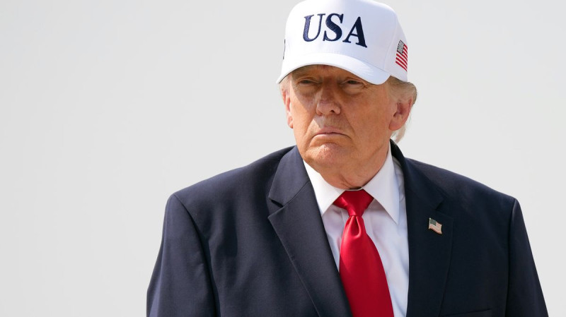 Trump's Wild Praise for England's Kane After World Cup Showdown