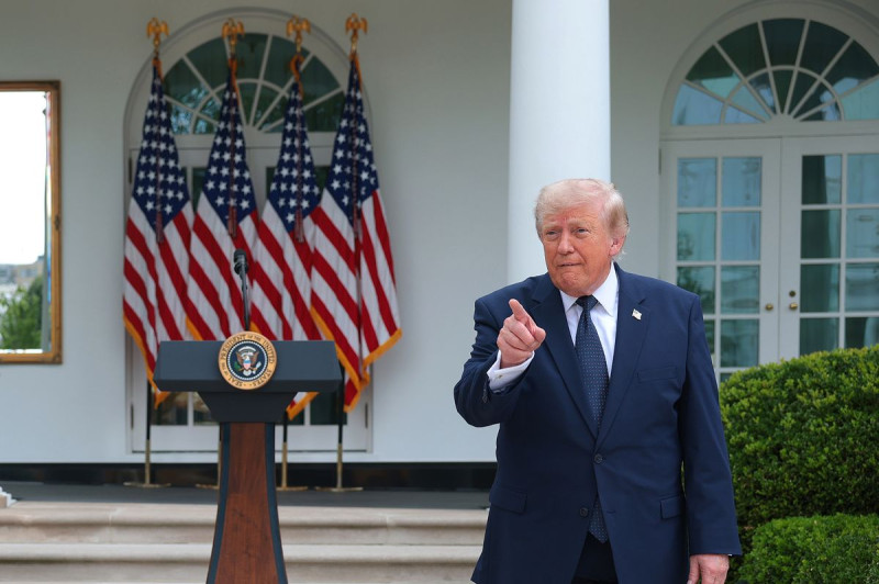 Trump's Shocking Presidential Ambition: Scaramucci's Unforgettable Encounter