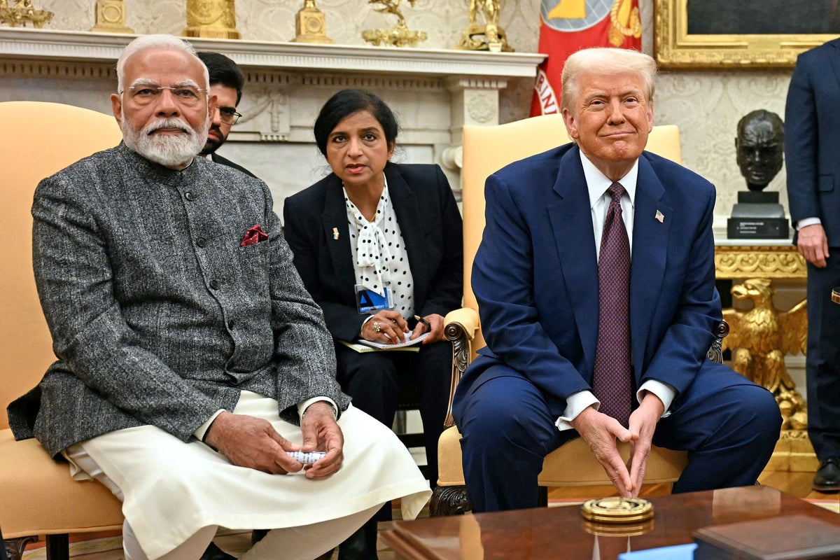 India Halts Crucial Trade Mission to US Amid Trump Tariff Turmoil