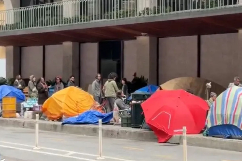 San Francisco Residents Freak Out Over Fake Homeless Camp — It’s Just a Netflix Movie