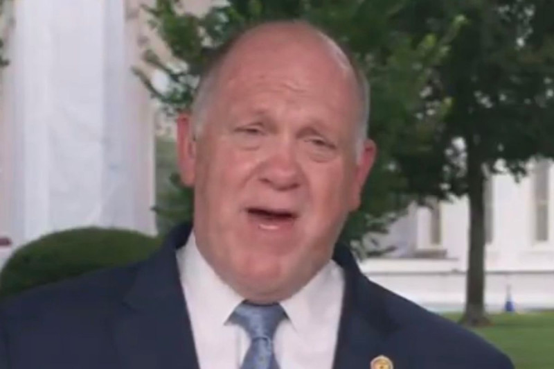 Fox News Viewers Rage as Tom Homan Defends ICE Killing