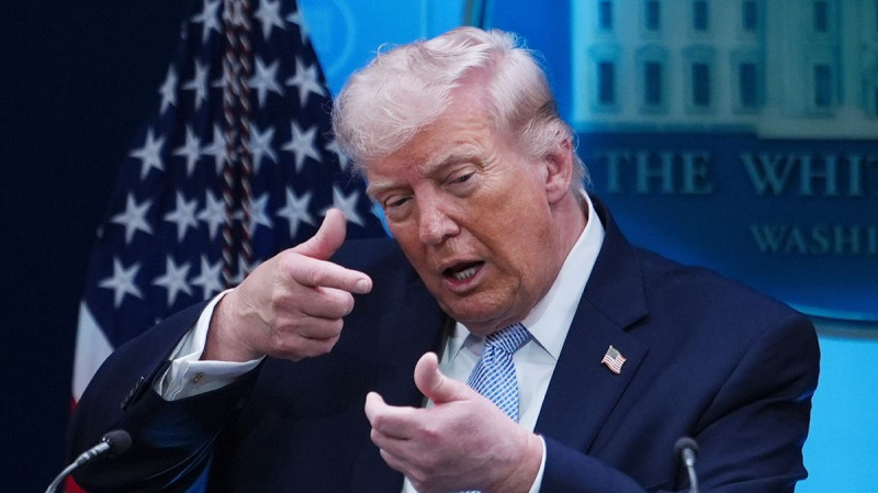 Trump Threatens Iran: 'Missiles Locked and Loaded' for Assassination Attempt