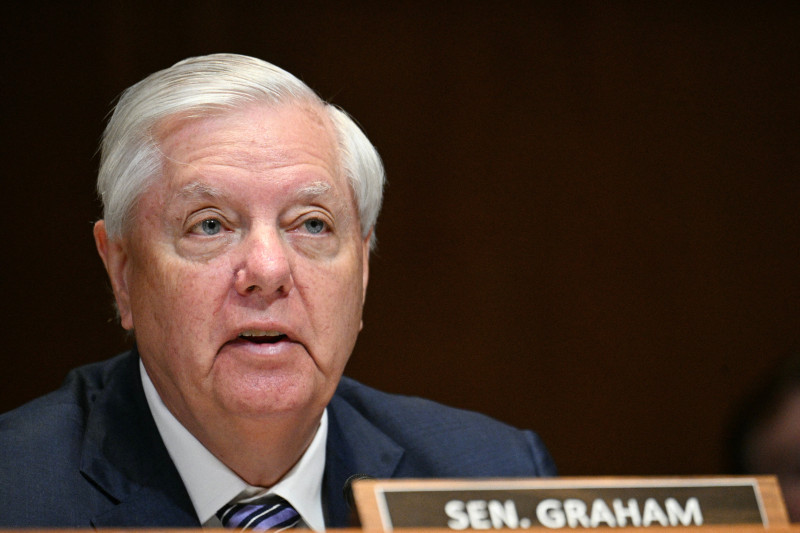 Lindsey Graham, Key Trump Ally, Dies After Sudden Illness