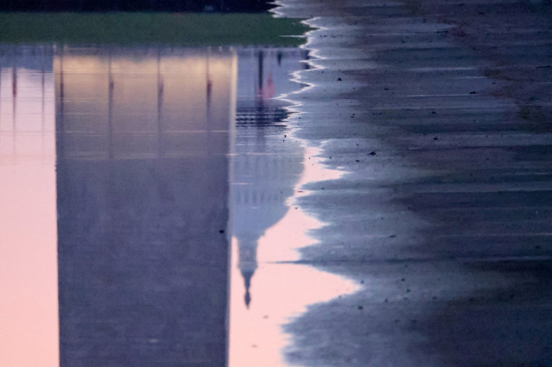 Trump Rages Against ‘Sleazebags’ for Ruining Lincoln Memorial Reflecting Pool