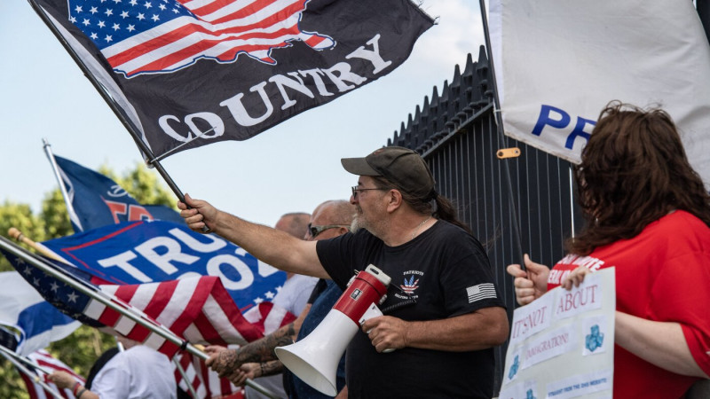 Republicans Exploit Immigration as a Weapon for Midterm Domination