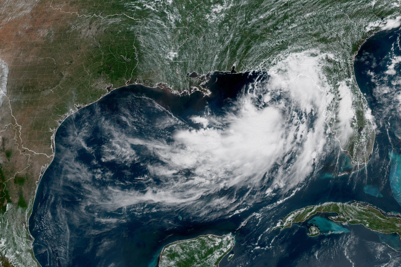 “Catastrophic” Cyclone Set to Slam Florida, Texas, Louisiana: Experts Sound Alarm