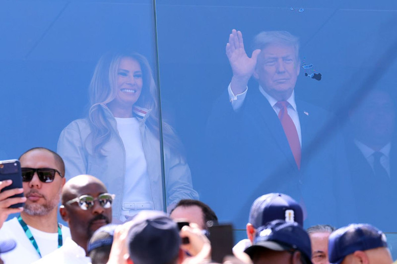 Melania Trump Stuns with $7,200 Handbag While 'Charming' King of Spain at World Cup