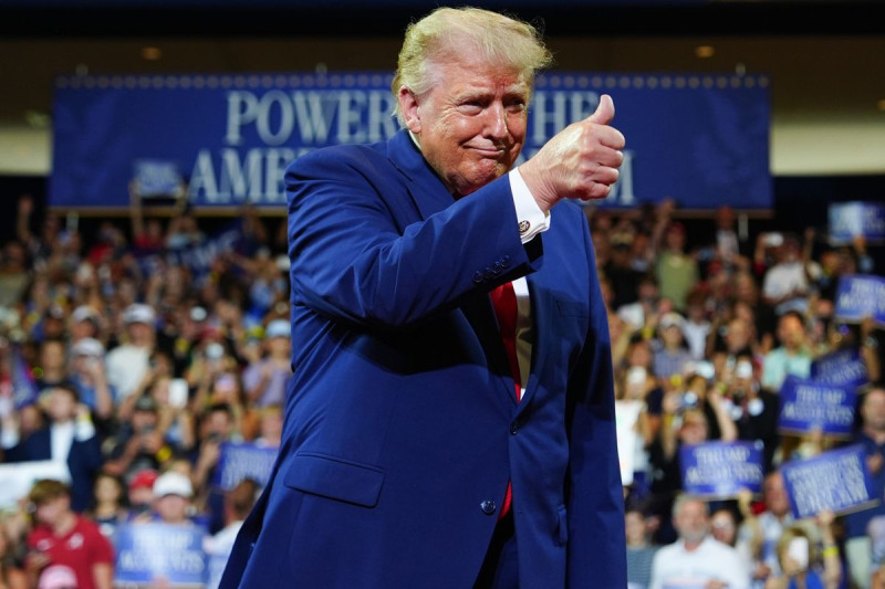 MAGA Voters Turn on Trump: Gas Prices Soar, Harris Seen as Better Option