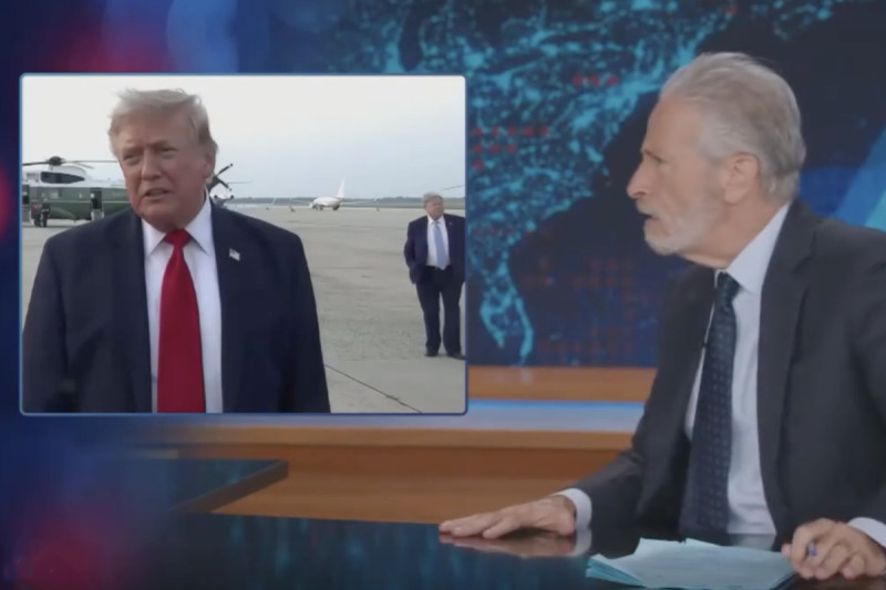 Trump's 'Clone' Spotted on Tarmac: Internet Goes Wild Over Lookalike