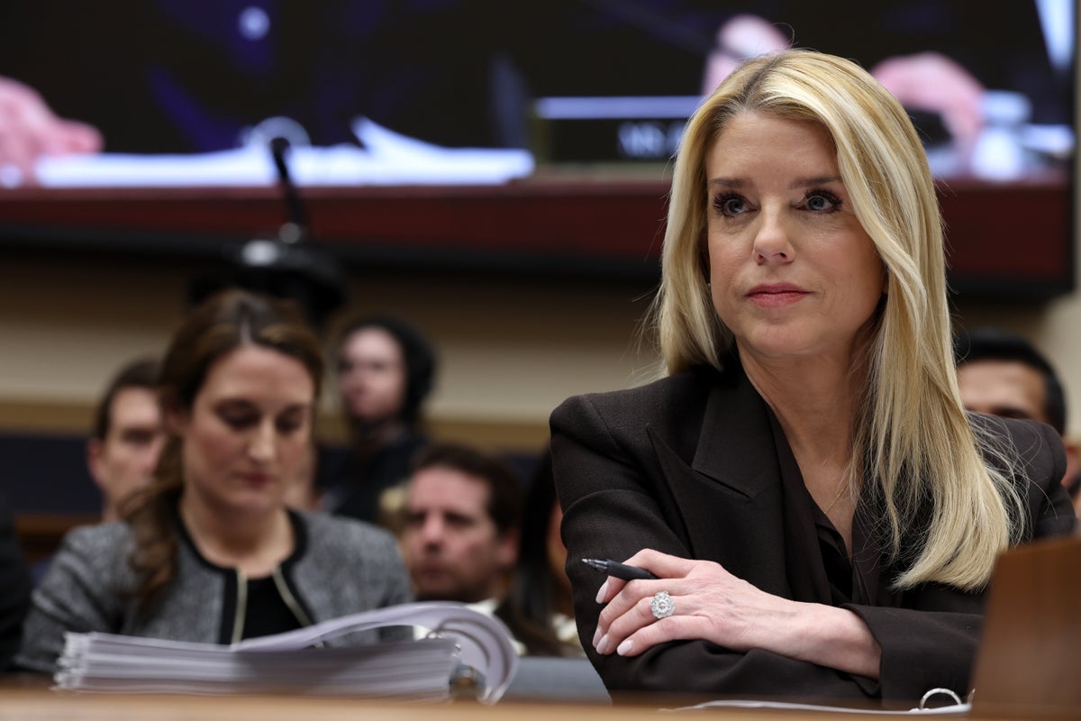 GOP Joins Forces with Democrats to Force Bondi's Testimony on Epstein Document Handling