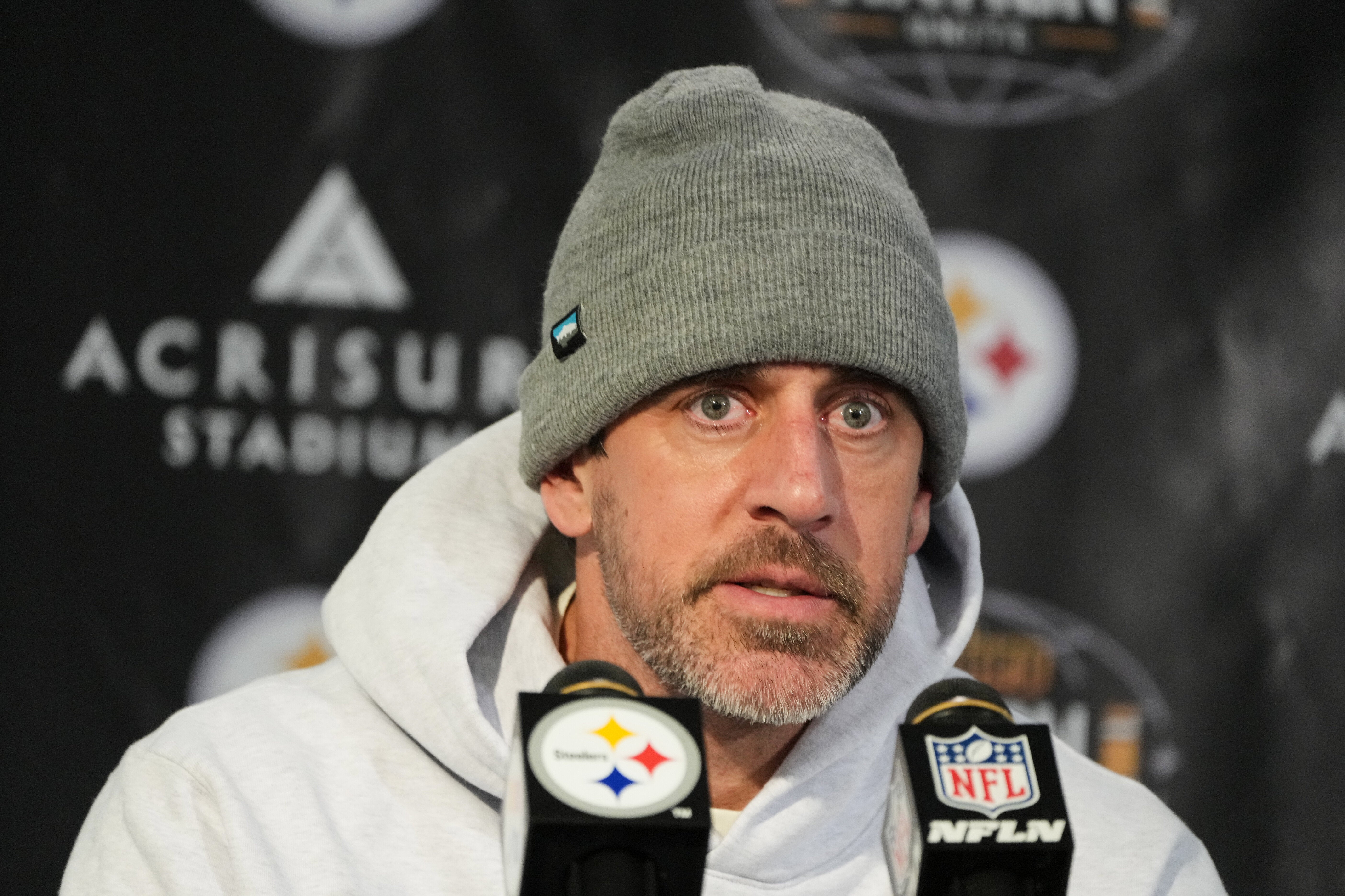 Aaron Rodgers Labels Exes as 'Attention-Seekers' and Urges Them to 'Just Move On'