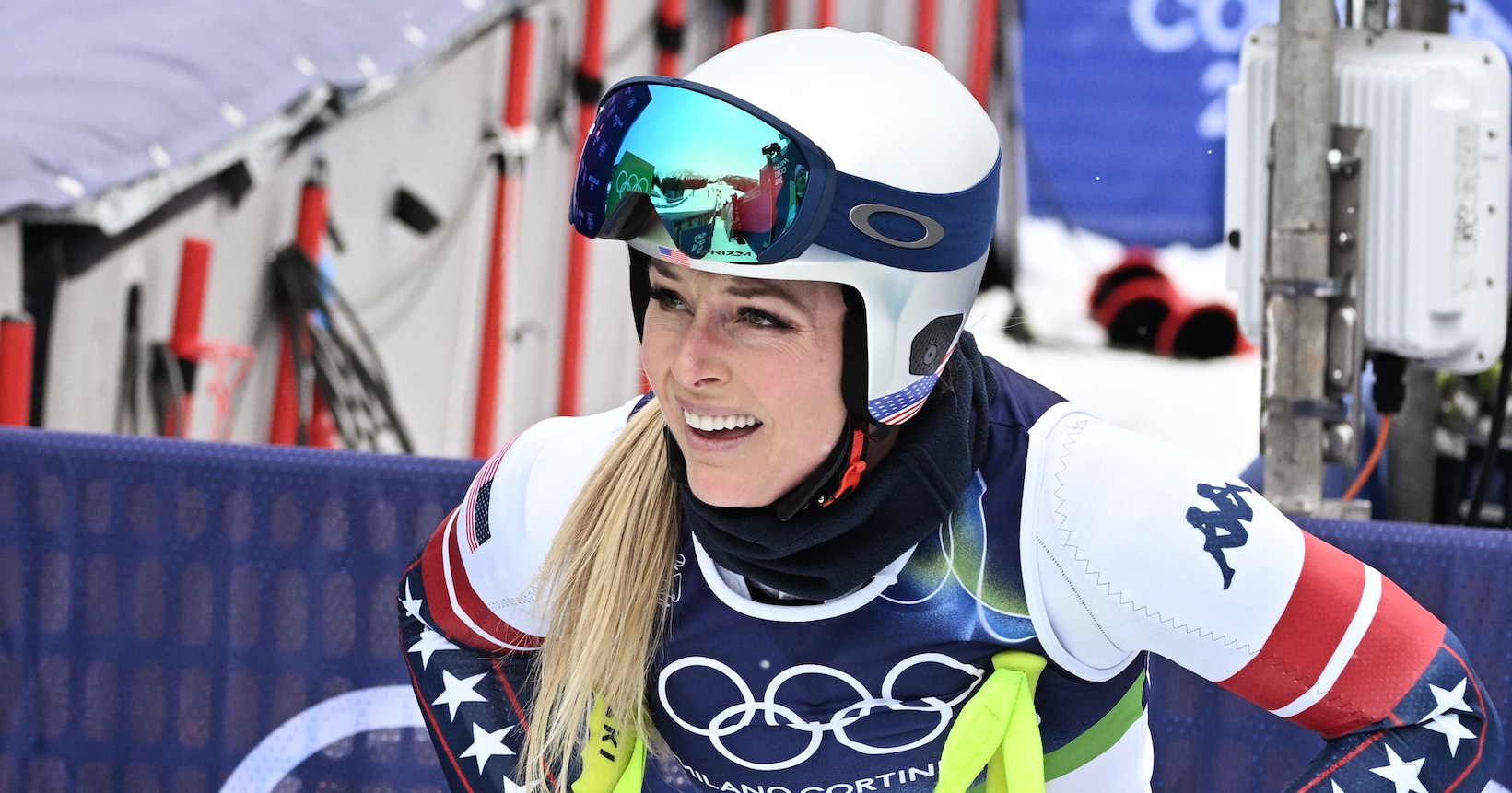 Lindsey Vonn's Olympic Dreams Shattered by Painful Crash Following ACL Tear